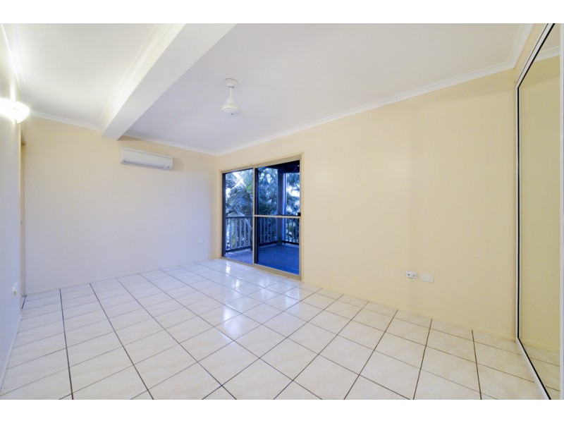 5 Woodwark Crescent, Cannonvale QLD 4802