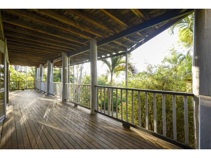 5 Woodwark Crescent, Cannonvale QLD 4802