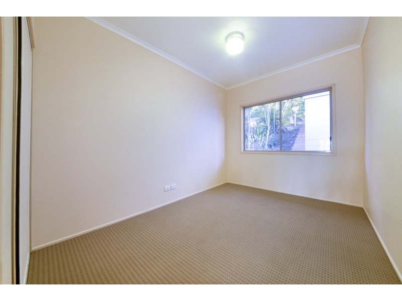 5 Woodwark Crescent, Cannonvale QLD 4802