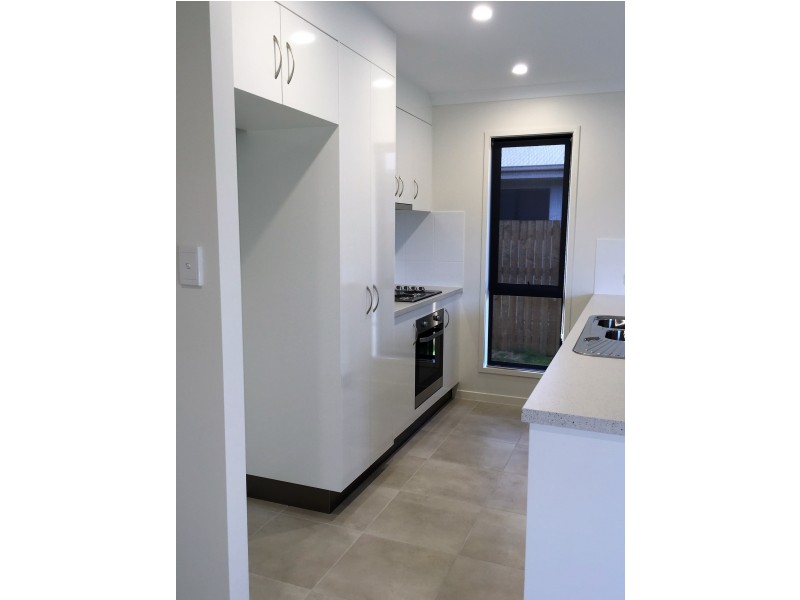 32 Trader Crescent, Cannonvale QLD 4802