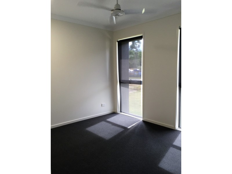 32 Trader Crescent, Cannonvale QLD 4802