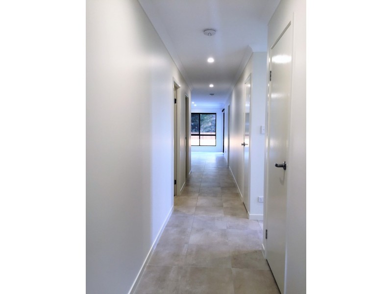 32 Trader Crescent, Cannonvale QLD 4802