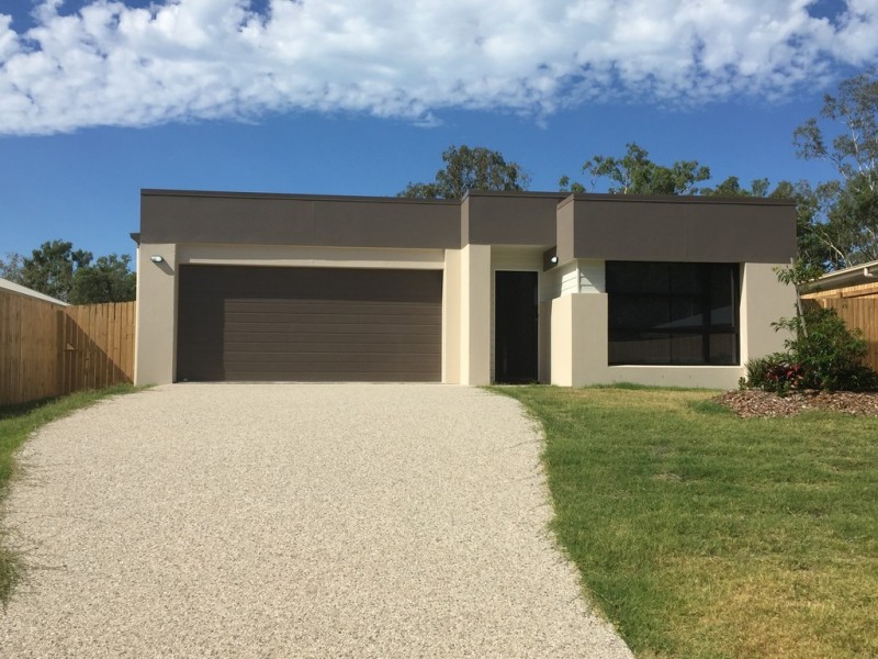 45 Trader Crescent, Cannonvale QLD 4802