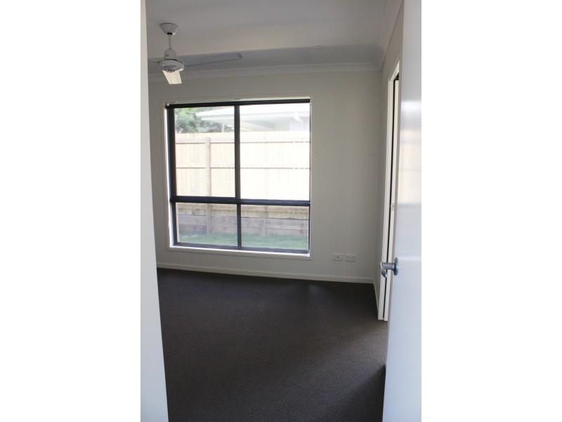 45 Trader Crescent, Cannonvale QLD 4802