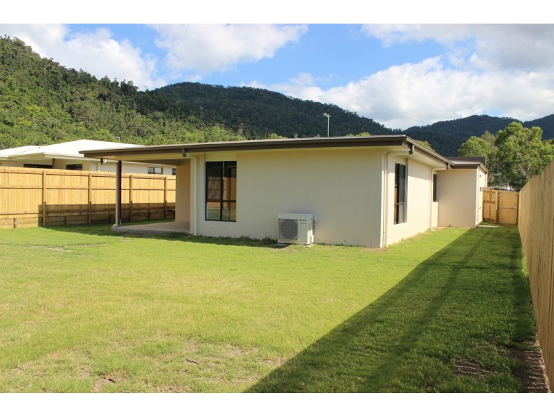 45 Trader Crescent, Cannonvale QLD 4802