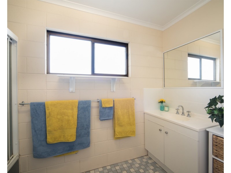 17 Lurline Drive, Proserpine QLD 4800