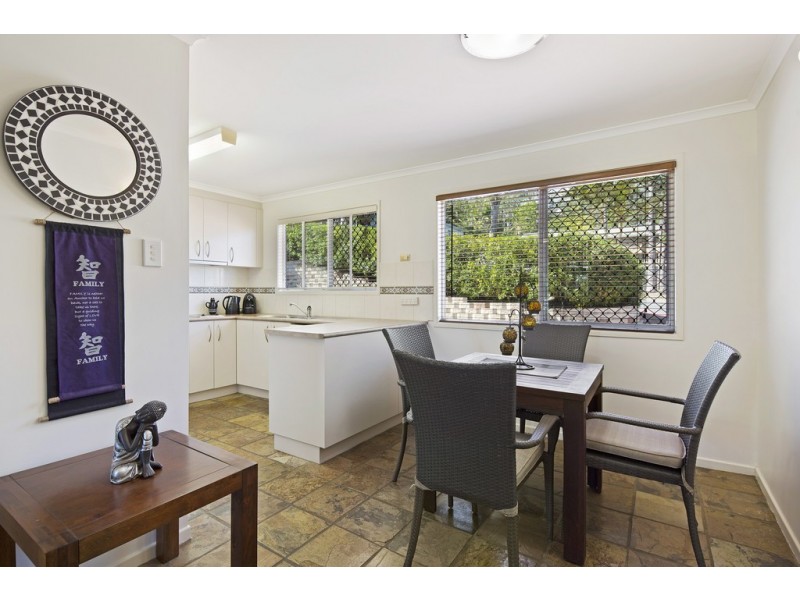 32 Manooka Drive, Cannonvale QLD 4802