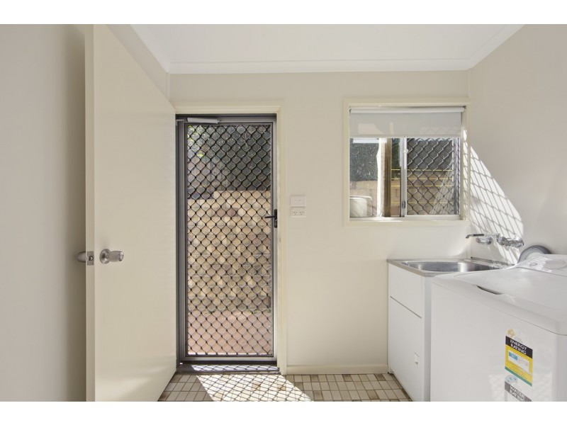32 Manooka Drive, Cannonvale QLD 4802