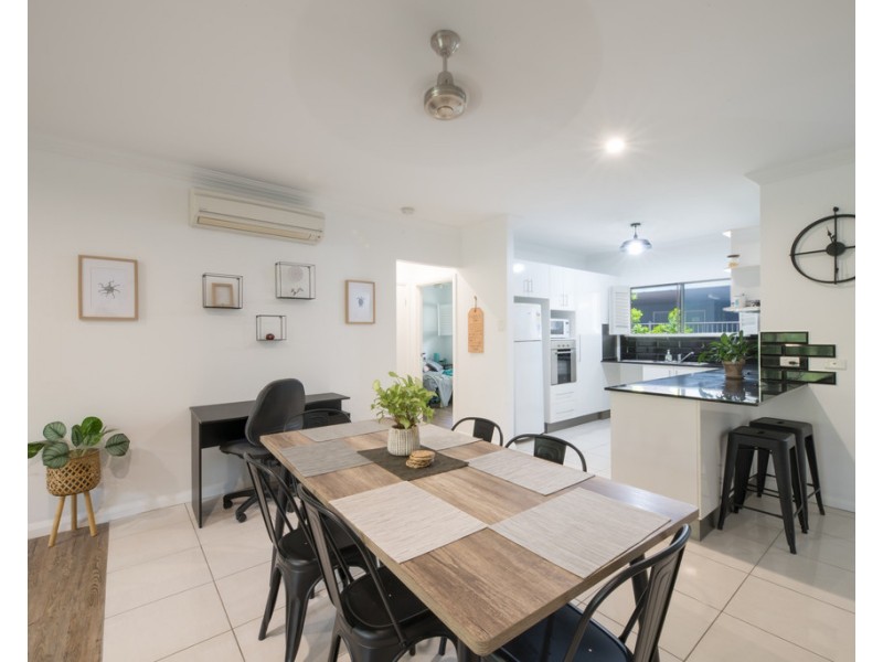 9/3 Deloraine Close, Cannonvale QLD 4802