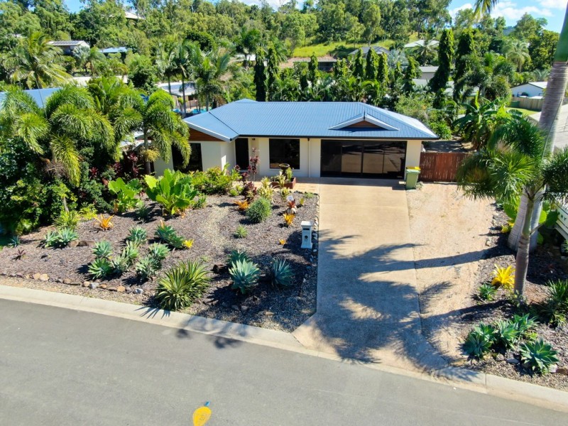 27 Banksia Court, Cannonvale QLD 4802
