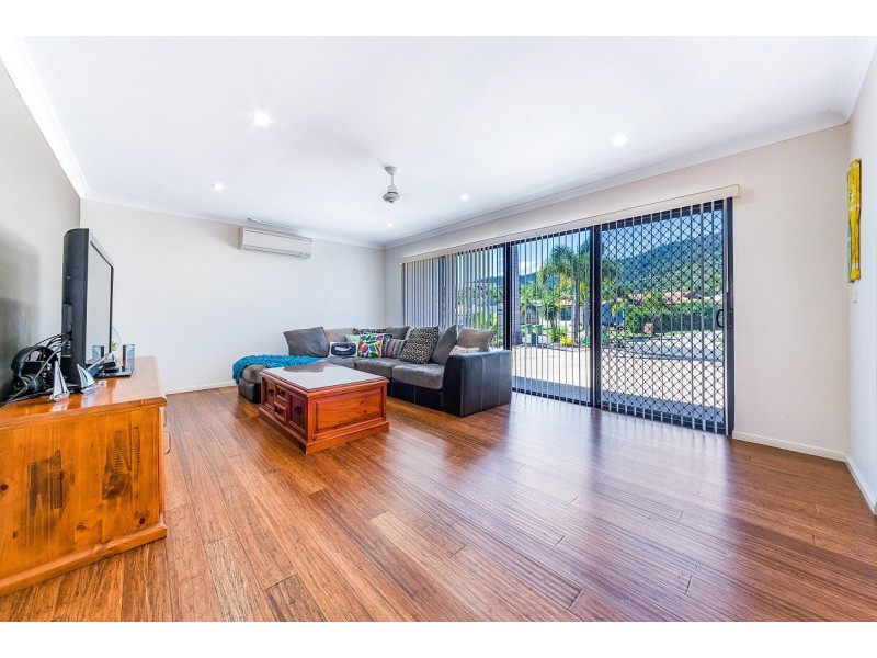 27 Banksia Court, Cannonvale QLD 4802
