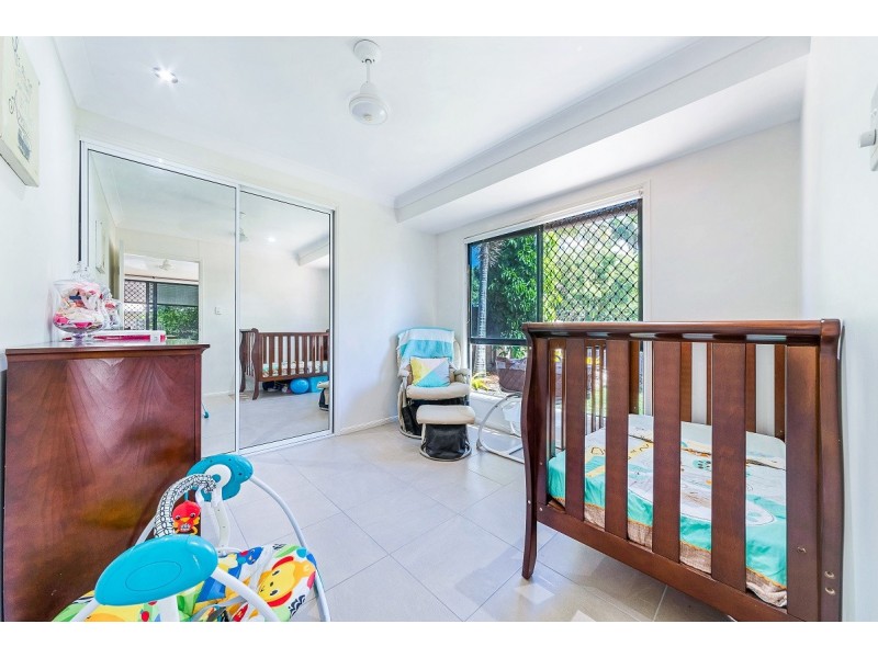 27 Banksia Court, Cannonvale QLD 4802