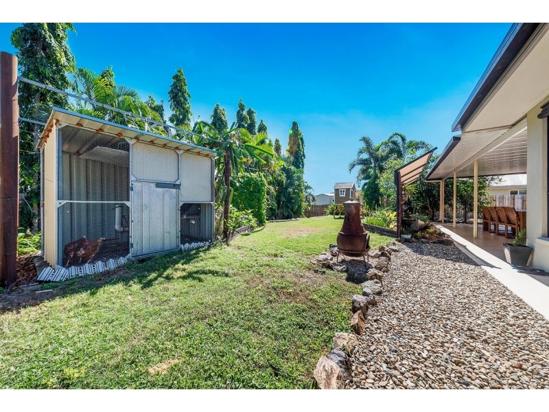 27 Banksia Court, Cannonvale QLD 4802