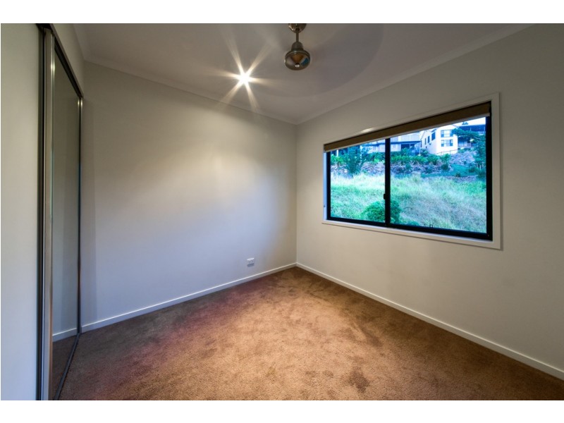 20 Scarlet Gum Crescent, Cannonvale QLD 4802