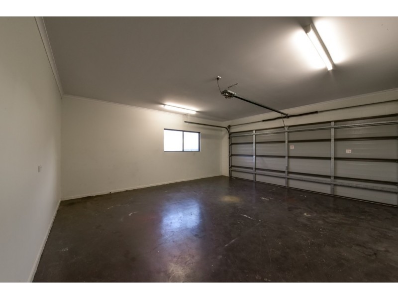 20 Scarlet Gum Crescent, Cannonvale QLD 4802