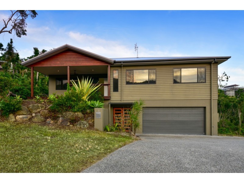 20 Scarlet Gum Crescent, Cannonvale QLD 4802