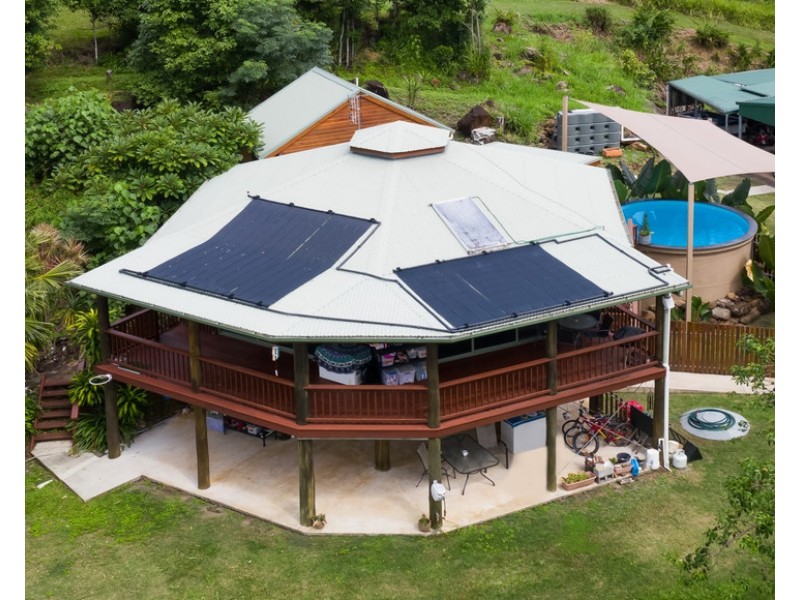 442 Sugarloaf Road, Riordanvale QLD 4800