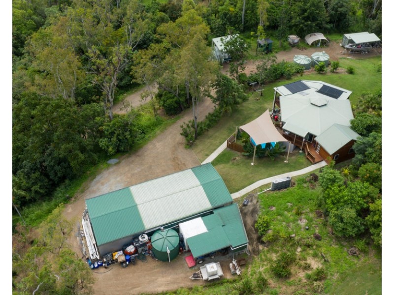 442 Sugarloaf Road, Riordanvale QLD 4800