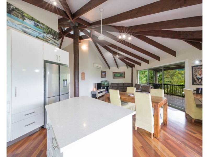 442 Sugarloaf Road, Riordanvale QLD 4800