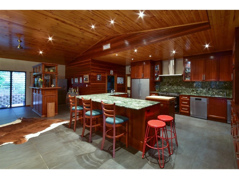 97 Muller Road, Myrtlevale QLD 4800