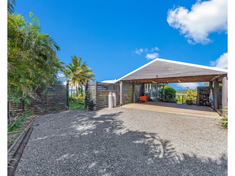 127 Staniland Drive, Strathdickie QLD 4800