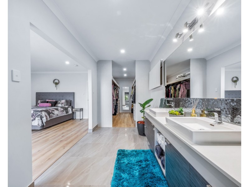 127 Staniland Drive, Strathdickie QLD 4800