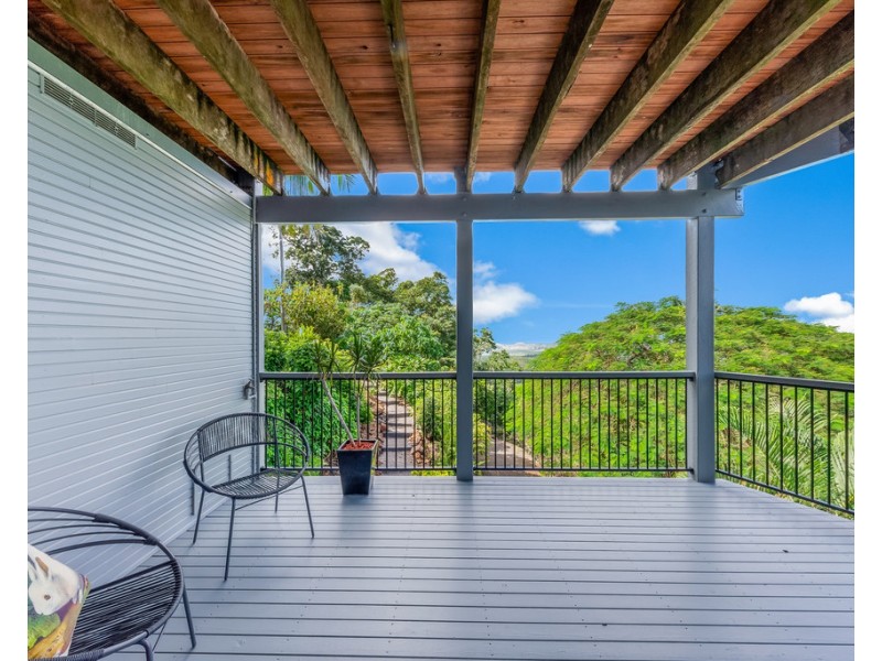 127 Staniland Drive, Strathdickie QLD 4800