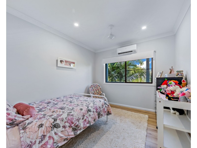 127 Staniland Drive, Strathdickie QLD 4800