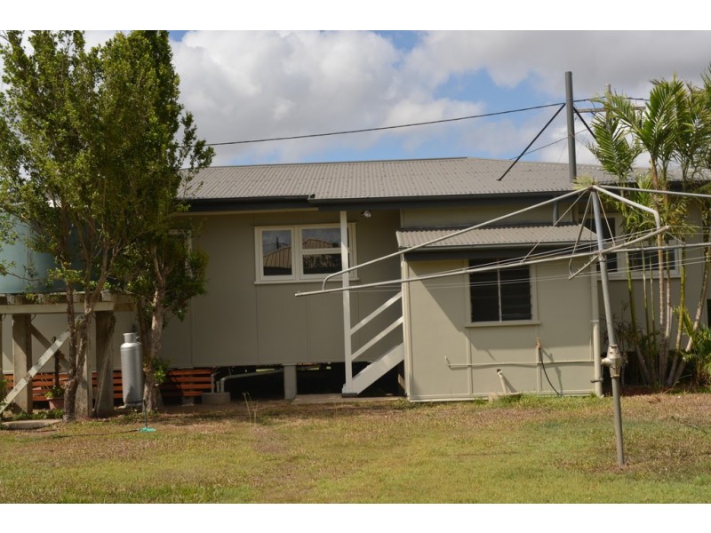 11 Holmes Street, Proserpine QLD 4800