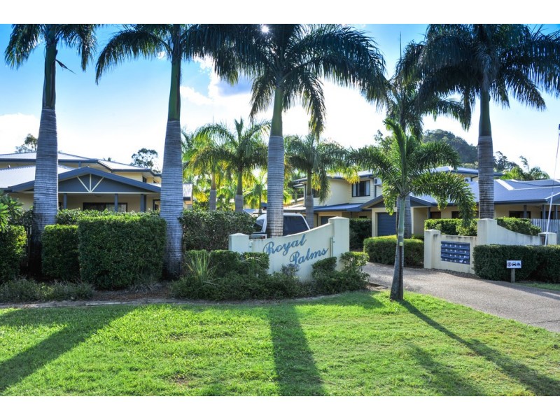 14/16 Beach Road, Cannonvale QLD 4802