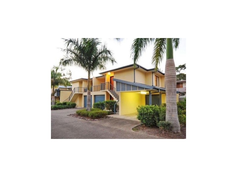 14/16 Beach Road, Cannonvale QLD 4802