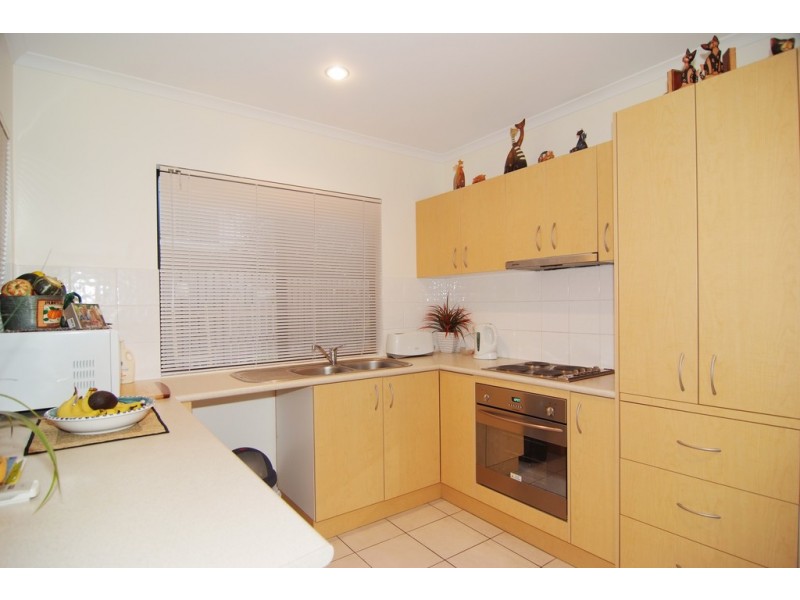14/16 Beach Road, Cannonvale QLD 4802