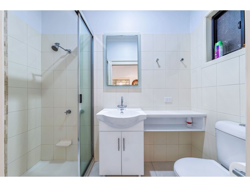 1 Woodwark Crescent, Cannonvale QLD 4802