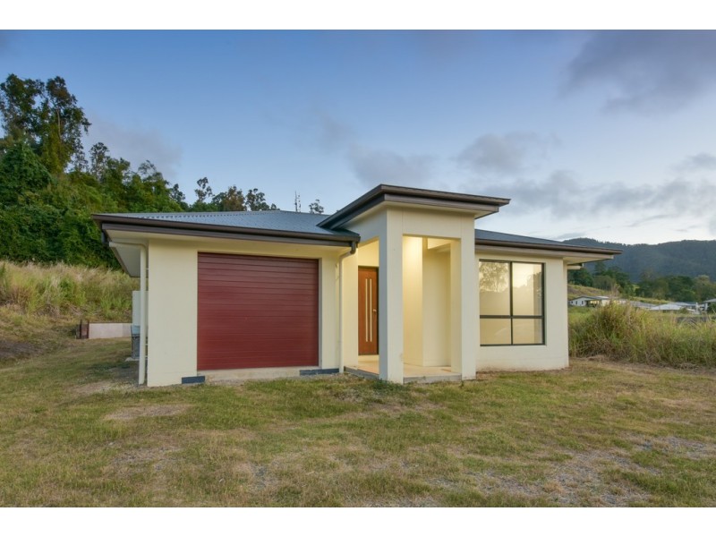 47 South Molle Boulevard, Cannonvale QLD 4802