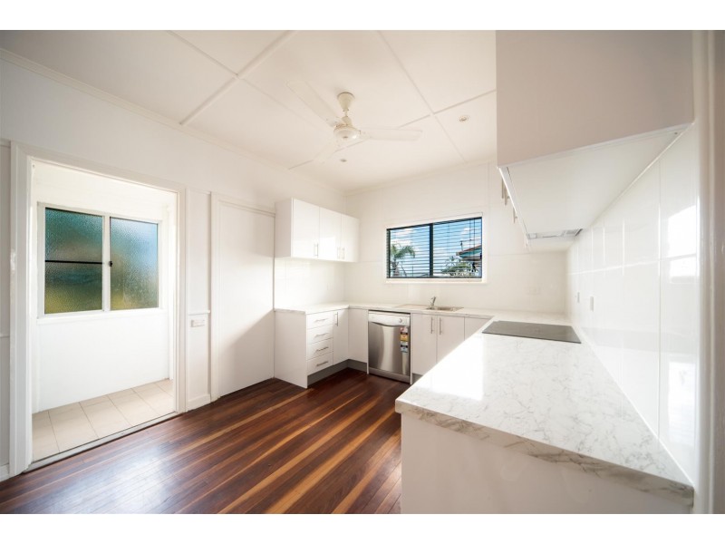12 Philip Street, Proserpine QLD 4800
