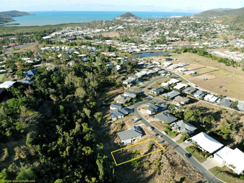 14 Scarlet Gum Crescent, Cannonvale QLD 4802