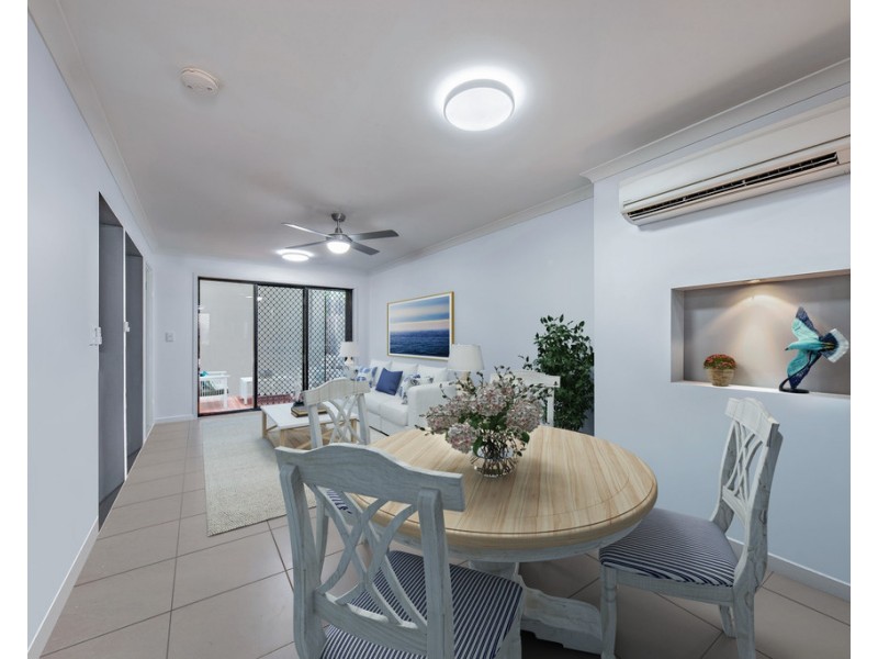2/16 Schnapper Street, Cannonvale QLD 4802