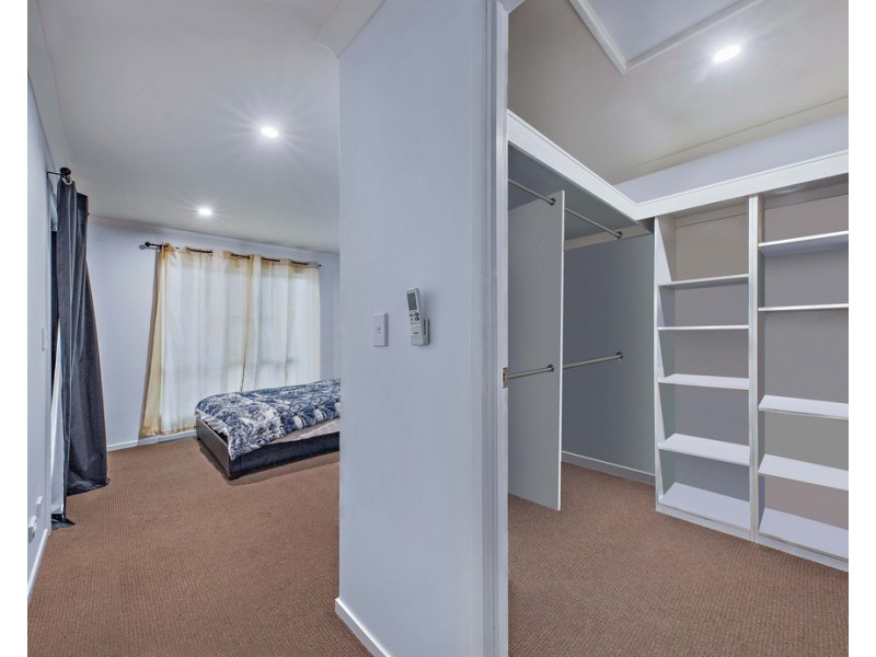 2/16 Schnapper Street, Cannonvale QLD 4802