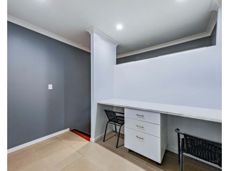 2/16 Schnapper Street, Cannonvale QLD 4802