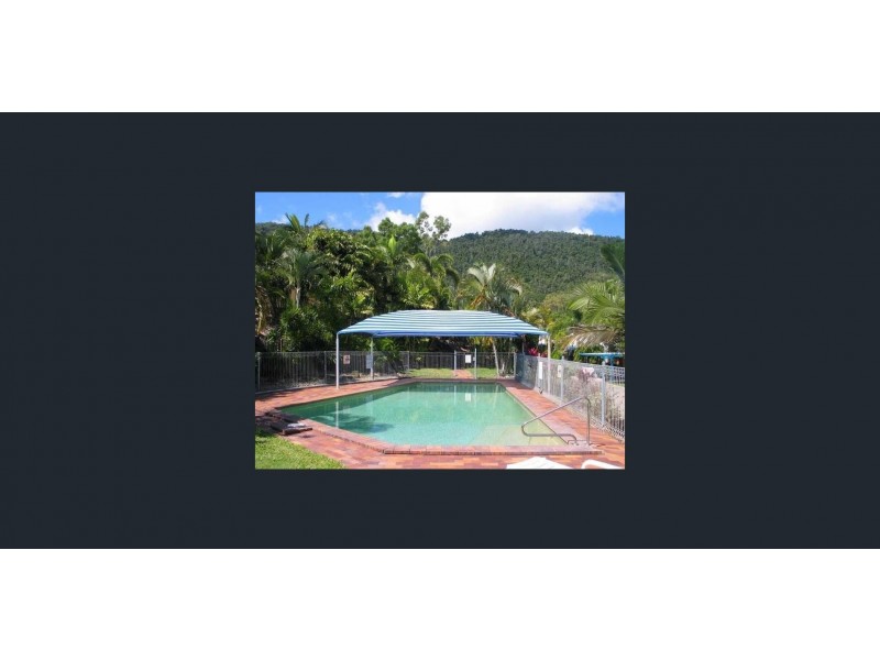 7/28 Island Drive, Cannonvale QLD 4802