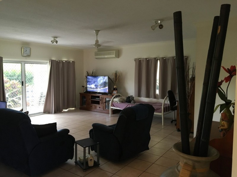 27/24 Pandanus Drive, Cannonvale QLD 4802