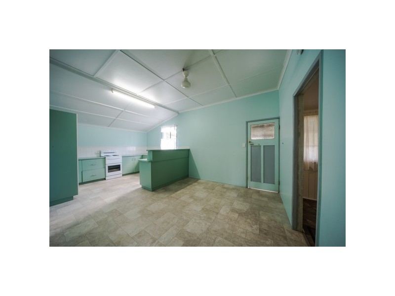 3 Faust Street, Proserpine QLD 4800