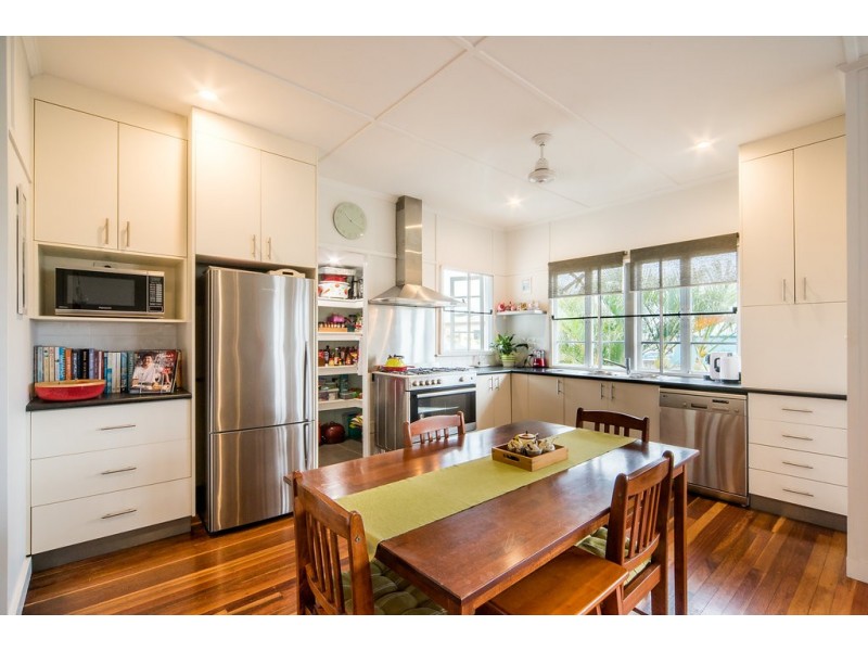 15 Philip Street, Proserpine QLD 4800