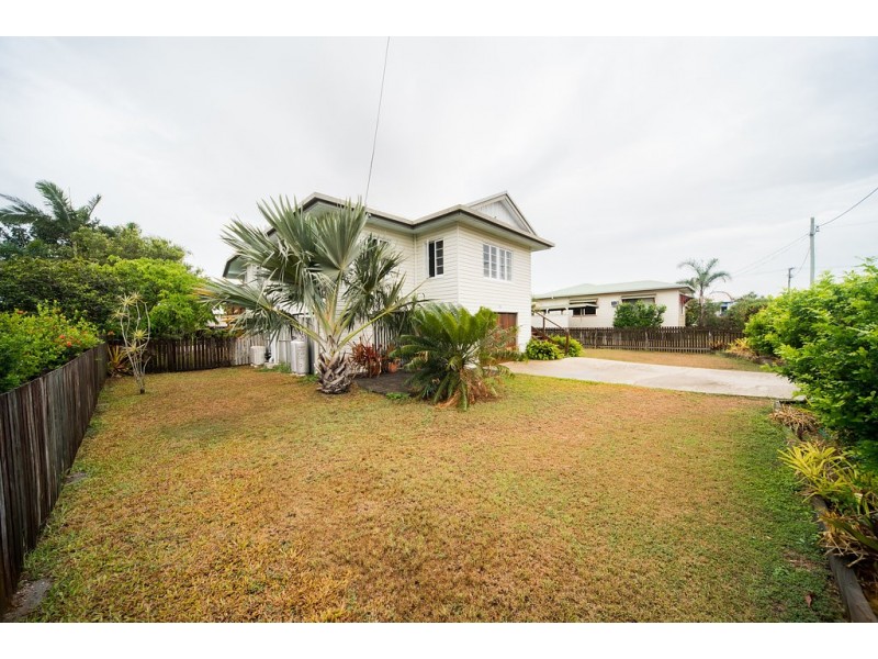 15 Philip Street, Proserpine QLD 4800