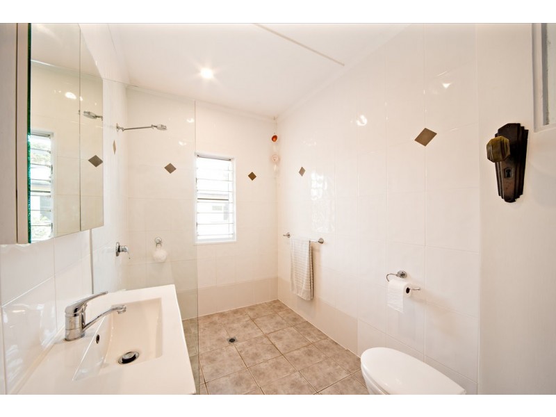 15 Philip Street, Proserpine QLD 4800