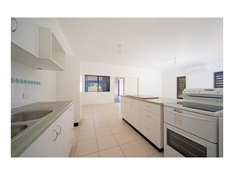 72 Galbraith Park Drive, Cannon Valley QLD 4800