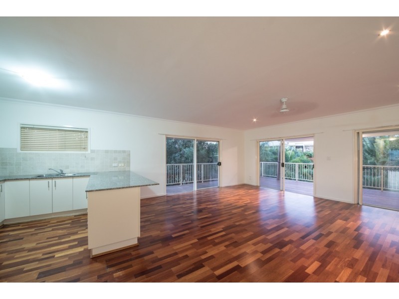 15/21 Shute Harbour Road, Cannonvale QLD 4802