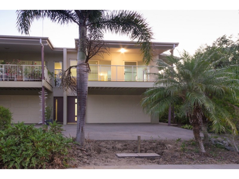 15/21 Shute Harbour Road, Cannonvale QLD 4802