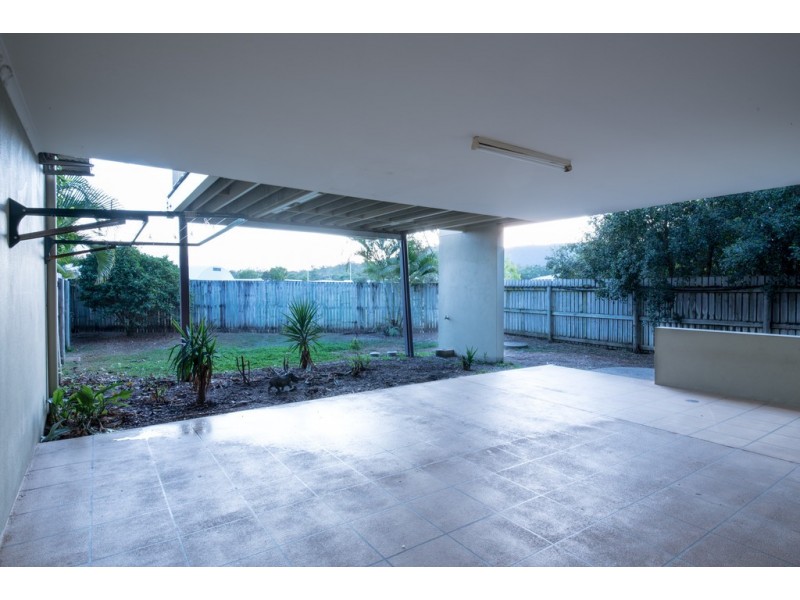 15/21 Shute Harbour Road, Cannonvale QLD 4802