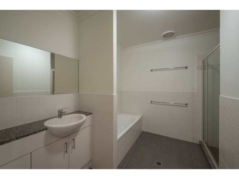 15/21 Shute Harbour Road, Cannonvale QLD 4802